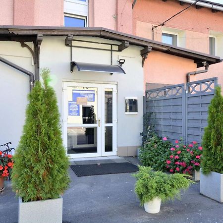 Noclegi Walbrzych - Pokoje Konrad Bagian luar foto