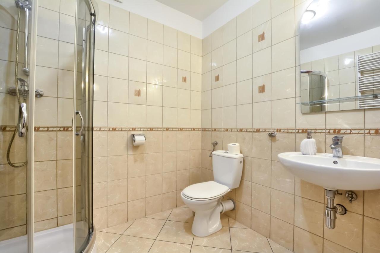 Noclegi Walbrzych - Pokoje Konrad Bagian luar foto